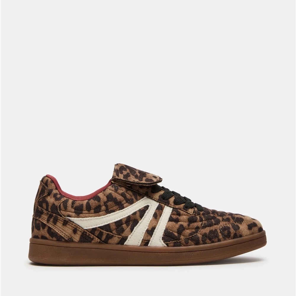 Steve Madden MADRID LEOPARD Sneakers - size 6.5
